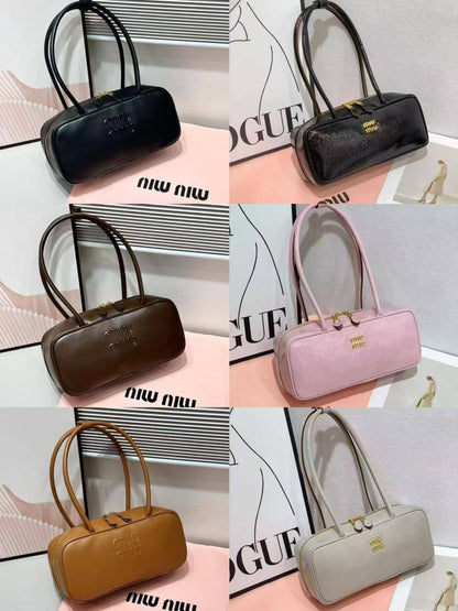 🎉Discount 🍁  Miumiu Autumn collection
1️⃣ First quality
Size : 30 ~ 29 * 12 cm
80 dhs🪙🌺
Limit Stock

Zain115
♥️♥️♥️