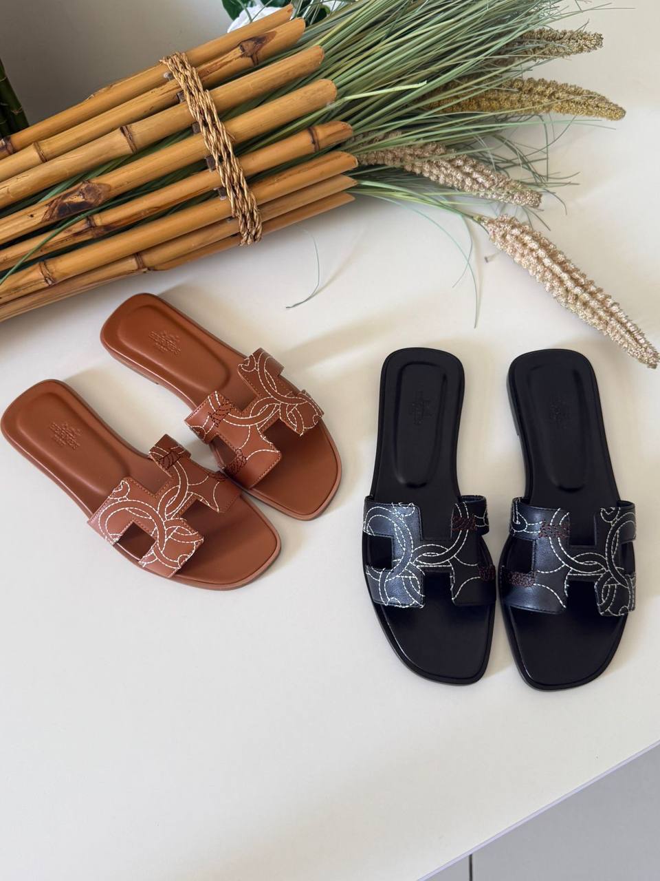 Hermes 🧡
AA Quality
✨ 𝐀𝐯𝐚𝐢𝐥𝐚𝐛𝐥𝐞 𝐍𝐨𝐰
✨ 𝐒𝐢𝐳𝐞𝐬: 𝟑𝟔 — 𝟒𝟏
450 dhs✅

Zain298
♥️♥️♥️