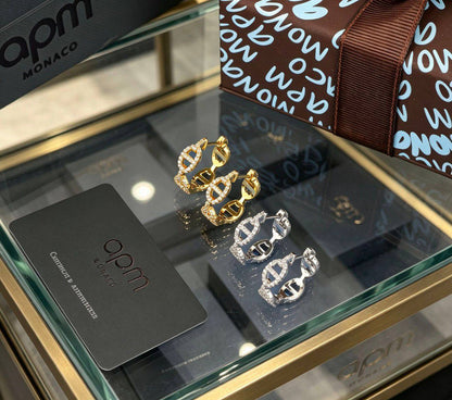 APM SET
Necklace ✨
Earring 🐦‍🔥
Bracelet 🔥
Ring 💍 available size👇
6,7,8,9
With normal boxes 📦 
250 dhs🇦🇪🇦🇪

With master box 🗃️ 
260 dhs🇦🇪🇦🇪

Zain216
♥️♥️♥️