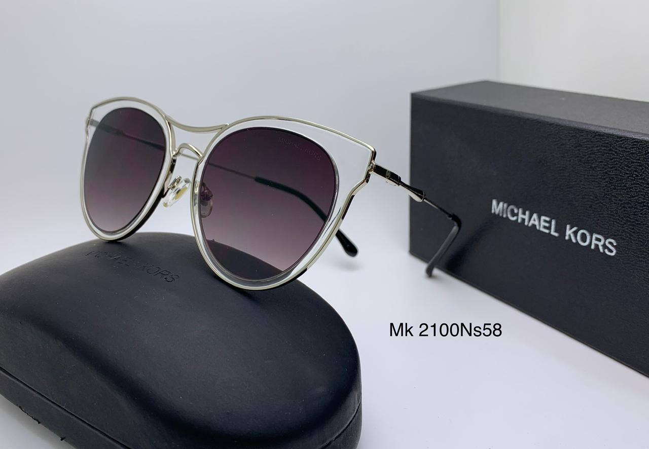 Sunglasses
70 dhs🪙💕

Zain126
♥️♥️♥️