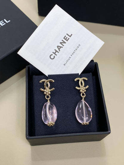 CHANEL MASTER
EARRING💫✨
75 DHS🇦🇪🇦🇪
WITH BOX AND PAPER BAG🛍️🎁

Zain89
♥️♥️♥️