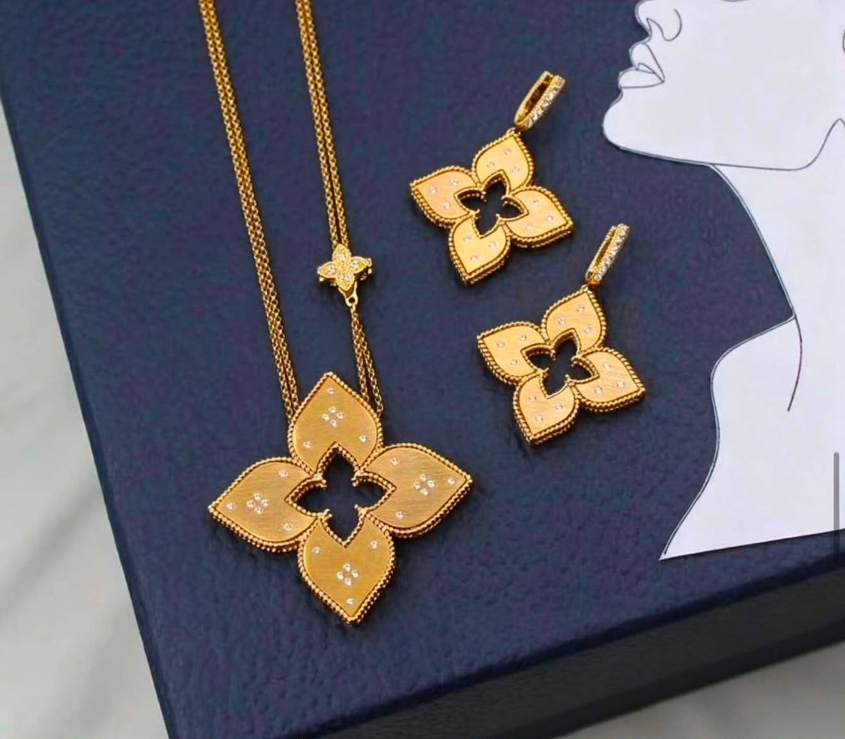 ROBERTO COIN
Necklace & Earing
Master

With normal box 🎁
145 dhs🇦🇪🇦🇪

With master box 🎁
220 dhs🇦🇪🇦🇪

Zain263
♥️♥️♥️