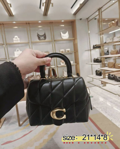 Coach
✨✨NEW ✨✨
95 dhs🪙🌨️
with box.
🎁🎁🎁

Zain38
Zain12
♥️♥️♥️