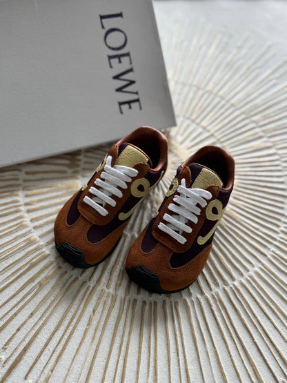 New collection{}
Brand:LOEWE
 Super master quality 😍
Size:26To 36
250 dhs🪙💕

Zain261
♥️♥️♥️