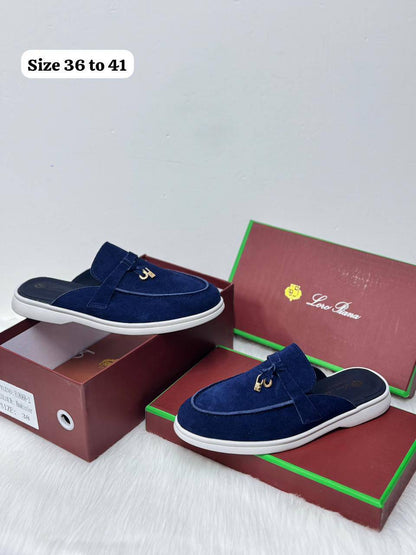 Loro piana
💯high quality
Size 36-37-38-39-40-41
120 dhs🪙🌨️

Zain86
♥️♥️♥️
