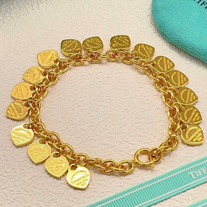 Tiffany ❤️‍🔥*
Necklace 🦋
Bracelet 🐦‍🔥
Master quality 💯
With normal boxes 📦 
125 dhs❣️
With master box 🗃️ 
135 dhs❣️

Zain216
♥️♥️♥️