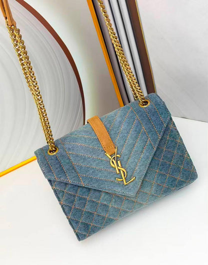 YSL
Master❣️❣️
24cm🫶🏼🫶🏼 
290 dhs🇦🇪🇦🇪

Zain297
♥️♥️♥️