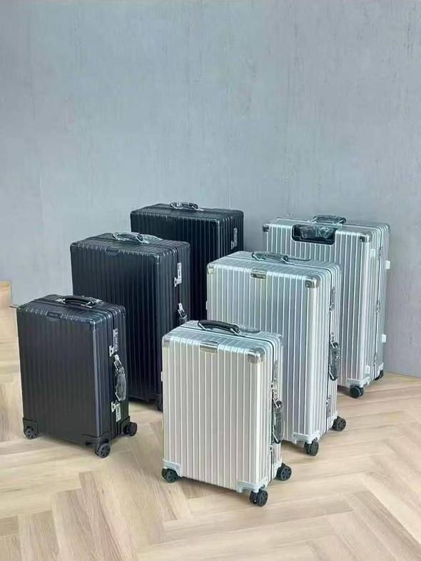 Dior Rimowa
Master💓💓
10kg。800 dhs✅✅
20kg。950 dhs✅✅
30kg。1150 dhs✅✅

Zain341
♥️♥️♥️