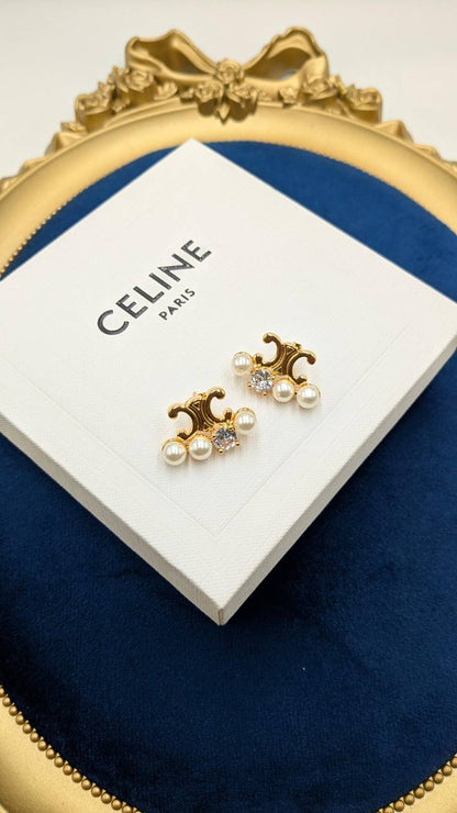 Celine
*Master Quality* 
*Earrings*
80 dhs✅ with Normal Box 🎁
90 dhs✅ with Good Box 🎁

Zain210
♥️♥️♥️