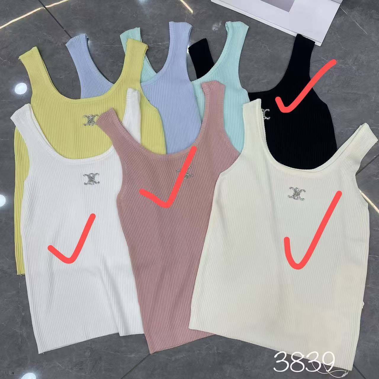 TOP
Free Size
65 dhs❣️
Two Pcs 120 dhs❣️

Zain140
♥️♥️♥️