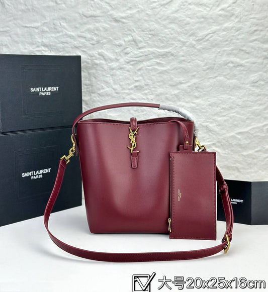 YSL Master
320 dhs🪙💚
#20cm

Zain218
♥️♥️♥️