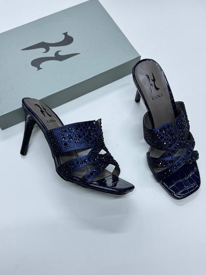Gina
Size 36-41
115 dhs🪙🌨️

Zain21
♥️♥️♥️