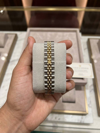 ROLEX WOMEN WATCH 

  110 dhs 

Zain40
♥️♥️♥️