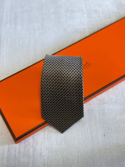HERMES - LV
*TIE*
*Master quality*
*New collection*
180 dhs✅

Zain179
♥️♥️♥️