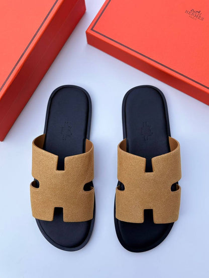 Hermes
110 dhs🪙🌨️
Size 40-46

Zain54
♥️♥️♥️
