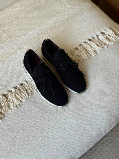 Loro Piana
Super Master
Size 36 to 41
450 dhs💛

Zain288
♥️♥️♥️
