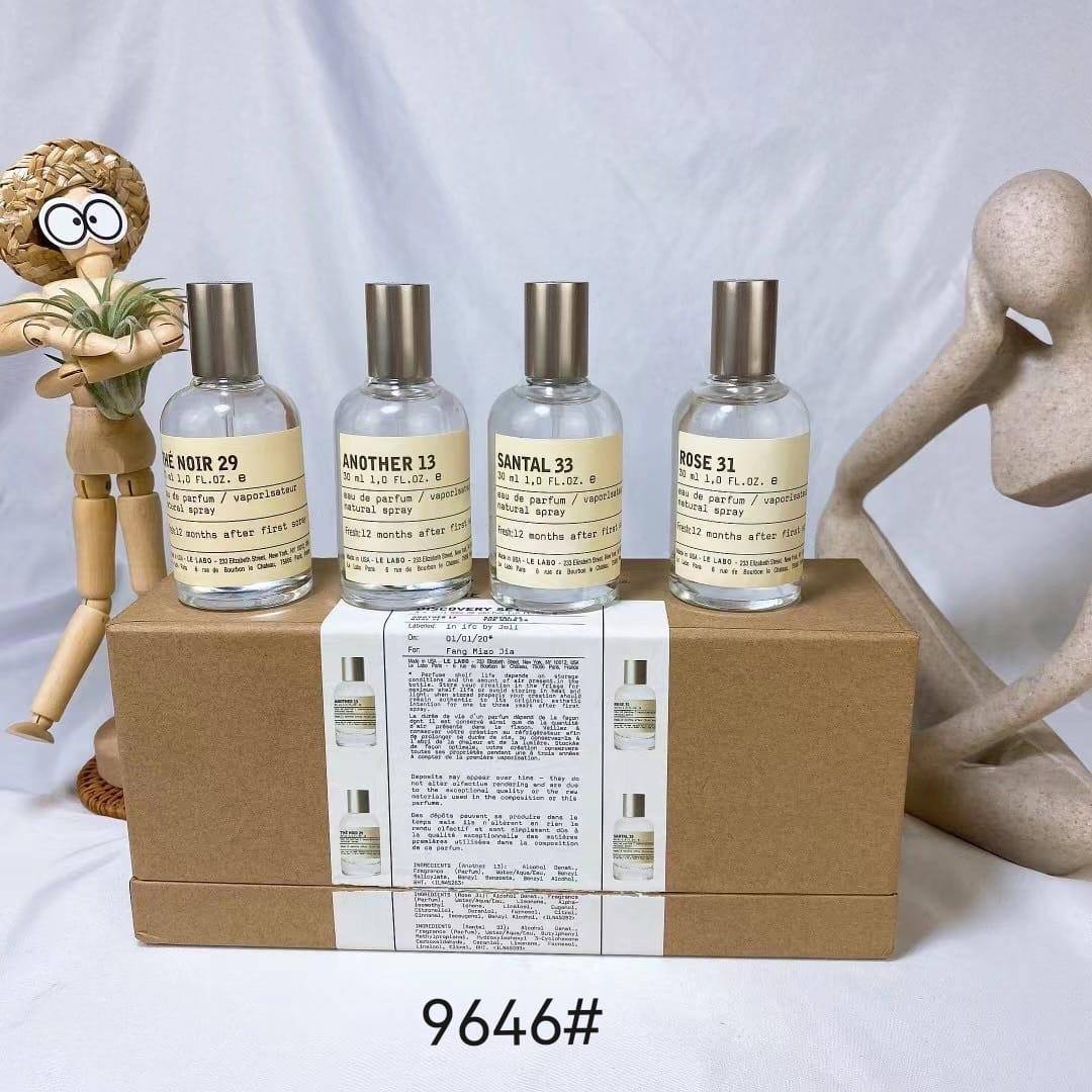 Perfume Boxes
55 dhs❣️

Zain24
♥️♥️♥️