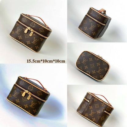 LOUIS VUITTON

 NEW CAME

 GOOD QUALITY 
WITH BOX 

BIG SIZE         105 dhs
MEDUIM SIZE 100 dhs
SMALL SIZE  95 dhs 


Zain39
Zain295
♥️♥️♥️