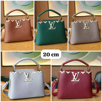LV

100 dhs🗽

With box 📦 
🎁🎁🎁

20 cm 

Zain219
♥️♥️♥️