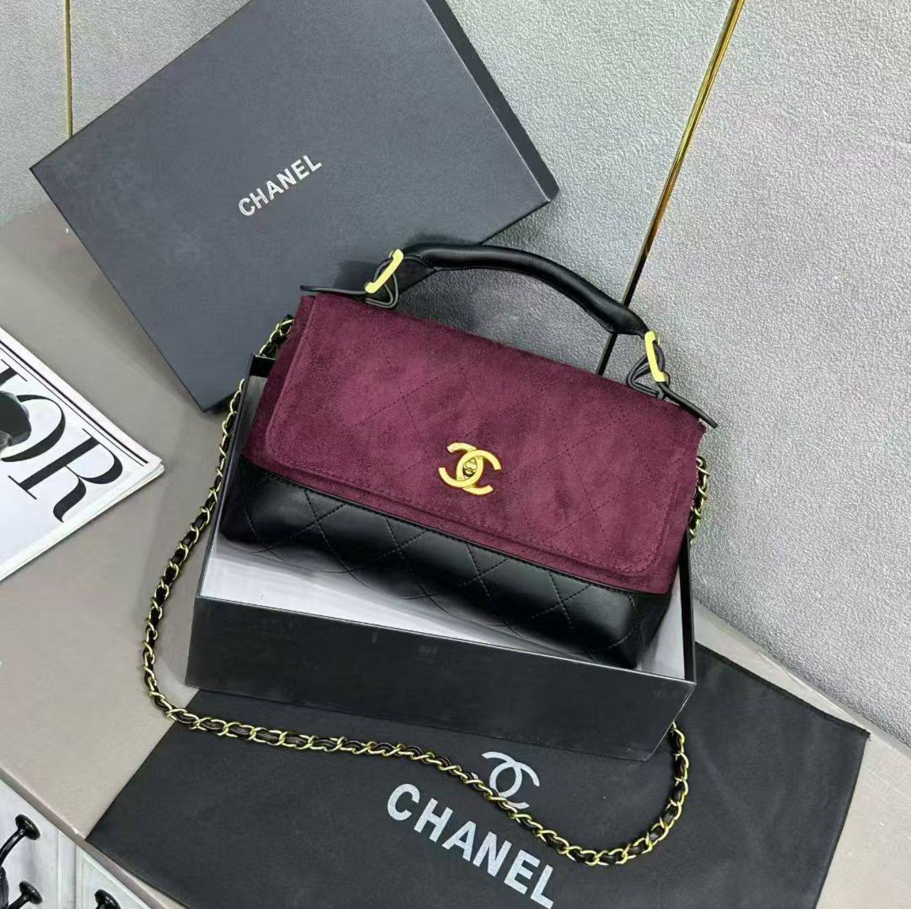 CHANEL
115 dhs❣️

with box.
🎁🎁🎁

Zain38
♥️♥️♥️