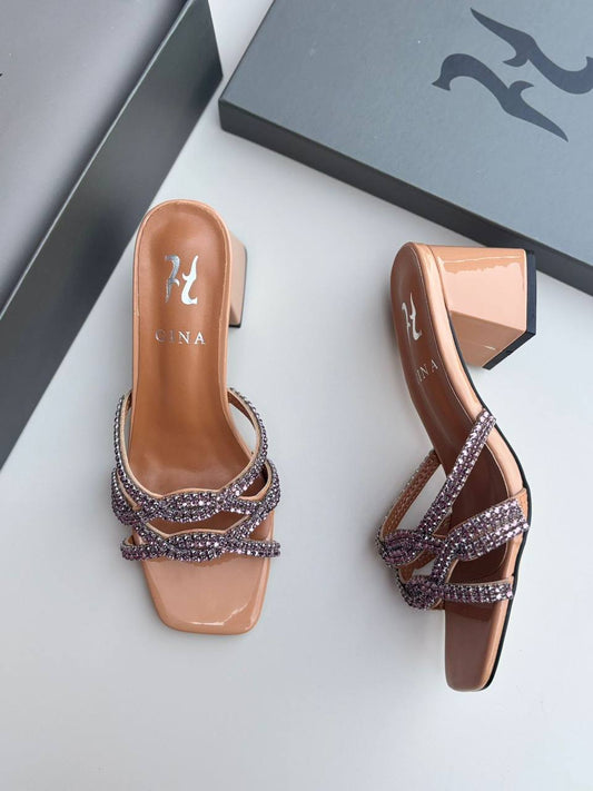 Gina 
120 dhs🇦🇪
Size 36-42

Zain55
♥️♥️♥️