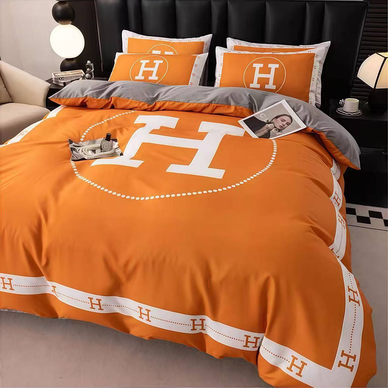 Master 🇫🇷🇫🇷🇫🇷
Give you best life 💥💥
Bedsheets set 
King size cover 6pcs set 
1 duvet cover 
1 fitted sheets 
4 pillowcases 
6pcs set
With paper bag 💼 
120 dhs🪙🌨️

Zain99
♥️♥️♥️