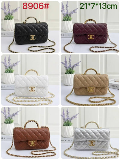 Chanel
120 dhs✅ 
With Box

Zain50
♥️♥️♥️