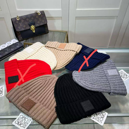 Winter Knitted Hat 
65 dhs🪙🌨️

Zain231
♥️♥️♥️