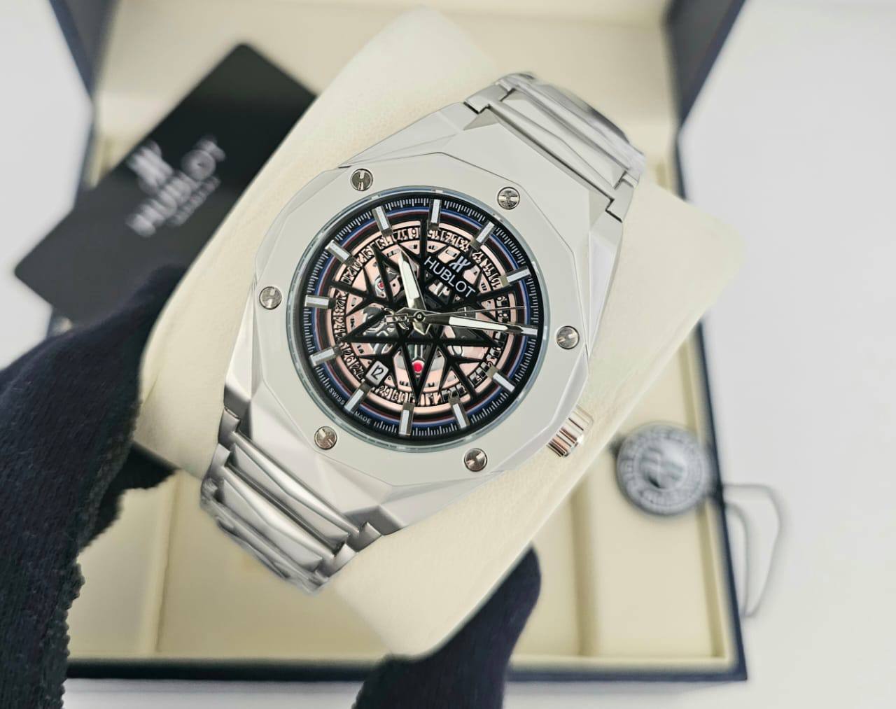 Hublot Men
65 dhs🪙

Zain29
♥️♥️♥️