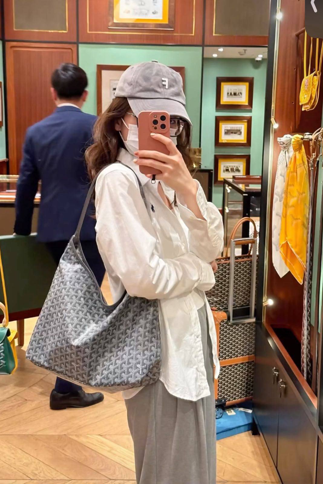 GOYARD 
HIGH QUALITY
110 dhs✅

Zain295
♥️♥️♥️