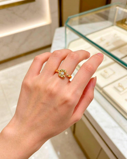 Chanel Ring💍 

Master quality 

Adjustable 
70 dhs🇦🇪🇦🇪

normal box 📦

Zain216
Zain48
♥️♥️♥️