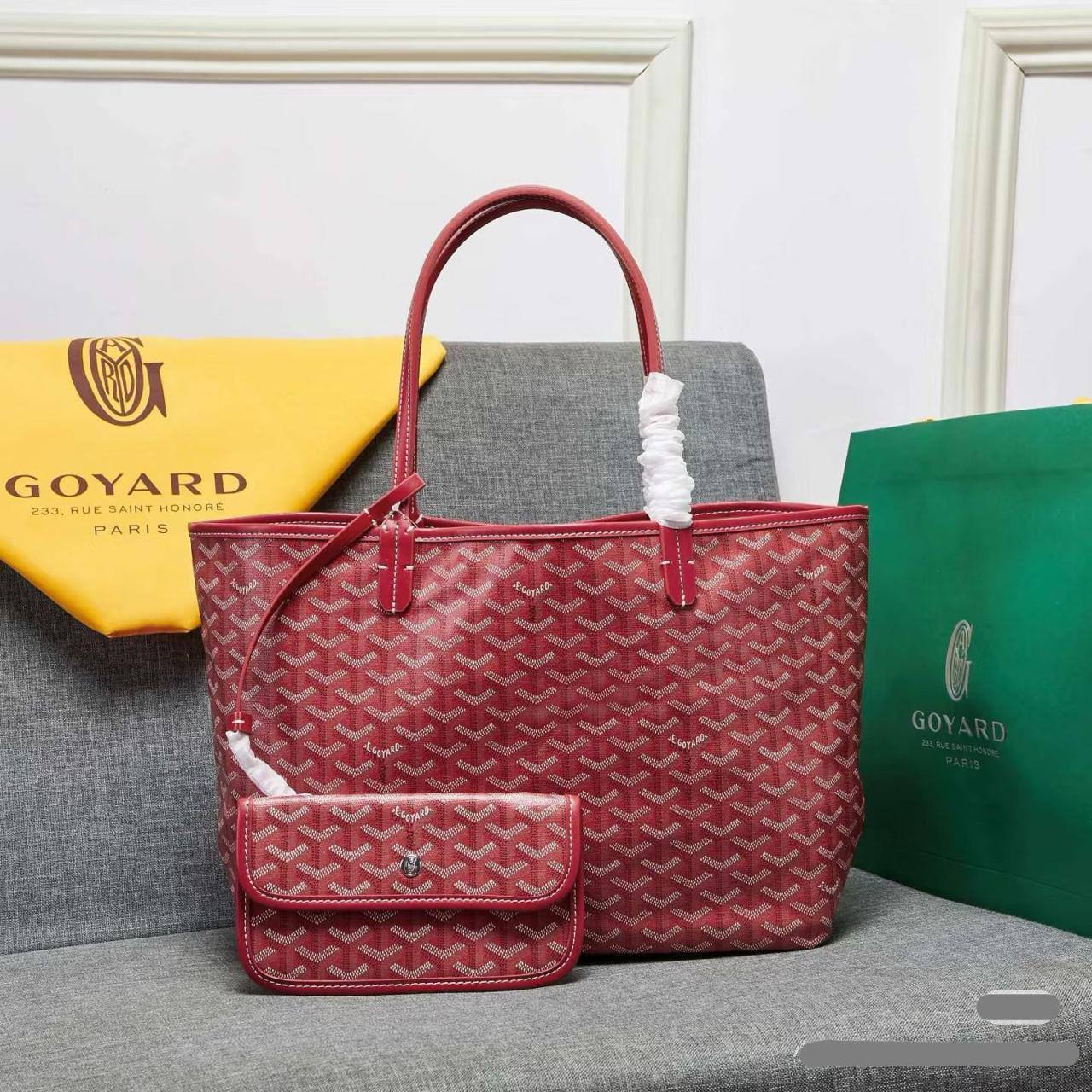🌼 Goyard 
1️⃣ First quality 
Size : 46 * 27 cm
85 dhs🪙🌨️

Zain115
♥️♥️♥️