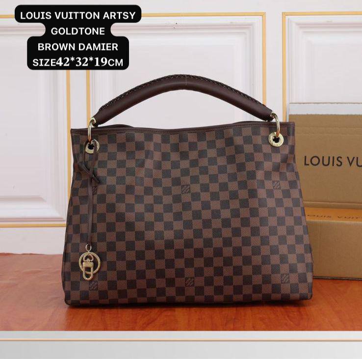 LV
ʜᴀɴᴅʙᴀɢ ɢᴏʟᴅᴛᴏɴᴇ
ᴄᴏᴀᴛᴇᴅ ᴄᴀɴᴠᴀs ʟᴇᴀᴛʜᴇʀ 
sɪᴢᴇ:42ᴄᴍ
115 dhs🇦🇪

Zain56
♥️♥️♥️