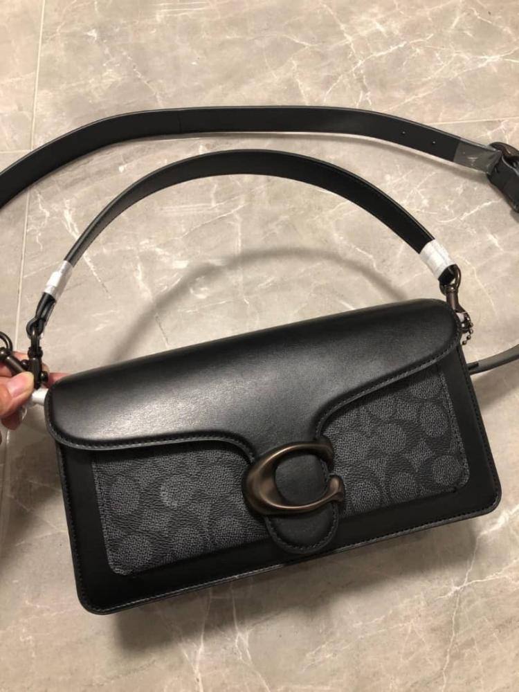 Coach
Master ❣️❣️❣️
For Price 👇 WTSP Text Zain 0568585901

Zain248
♥️♥️♥️