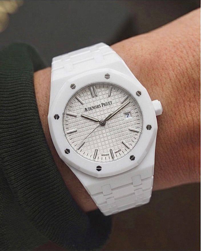 Ap for men ceramic watch good quality 
280 dhs✅
Limited stock

Zain59
♥️♥️♥️