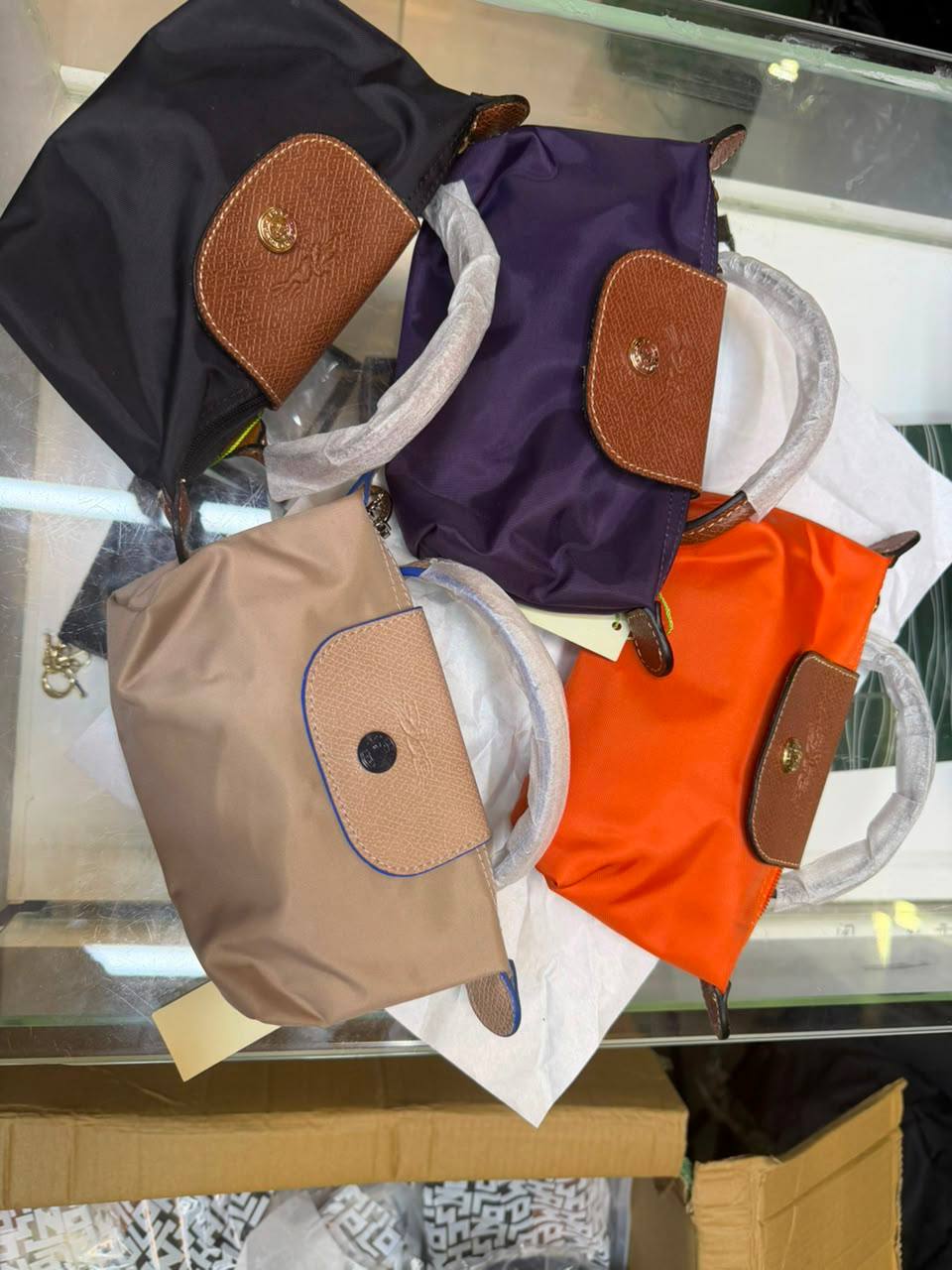 Long Champ
Mini 
50 dhs🇦🇪🇦🇪

Zain07
♥️♥️♥️