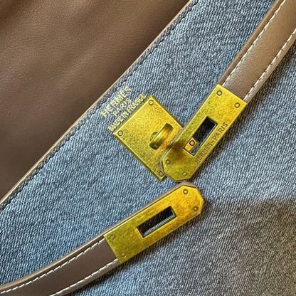 HERMES

 NEW CAME
 BIG SIZE

100 dhs🇦🇪🇦🇪
Size:28cm

Zain295
Zain39
♥️♥️♥️