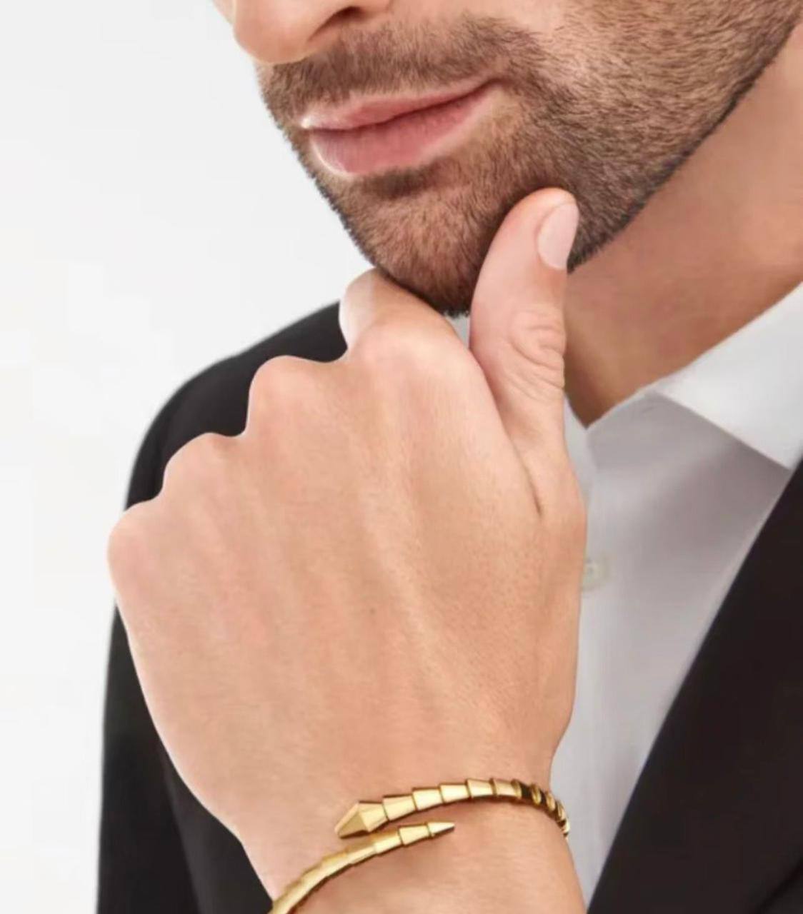 BVLGARI ❤️‍🔥*
Bangle 🌊
Unisex 🔥
Master quality 💯
With normal boxes 📦 
70 dhs👑
With master box 🗃️ 
115 dhs👑

Zain216
♥️♥️♥️