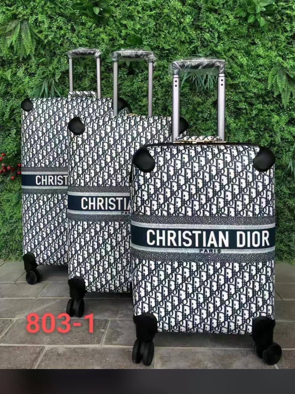 Travel Bags Set
570 dhs✅

Zain200
♥️♥️♥️