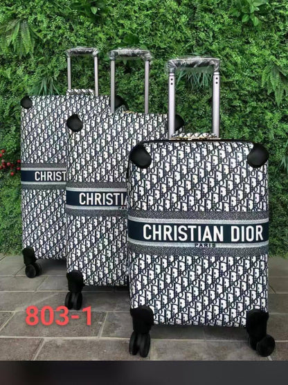 Travel Bags Set
570 dhs✅

Zain200
♥️♥️♥️