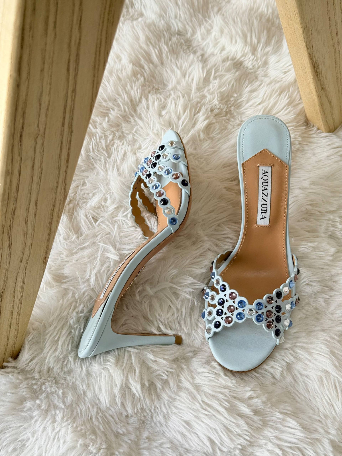 Aquazzura

Size 36 too 42

480 dhs🇦🇪🇦🇪

Zain303
♥️♥️♥️