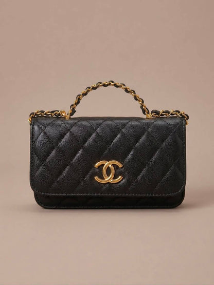 Chanel

High quality 

With box 
🎁🎁🎁

100 dhs✅

Zain50
♥️♥️♥️