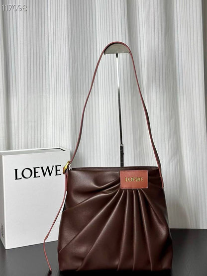 Loewe 
Master
340 dhs❤️
#30cm💕🥳💁‍♂️

Zain228
♥️♥️♥️