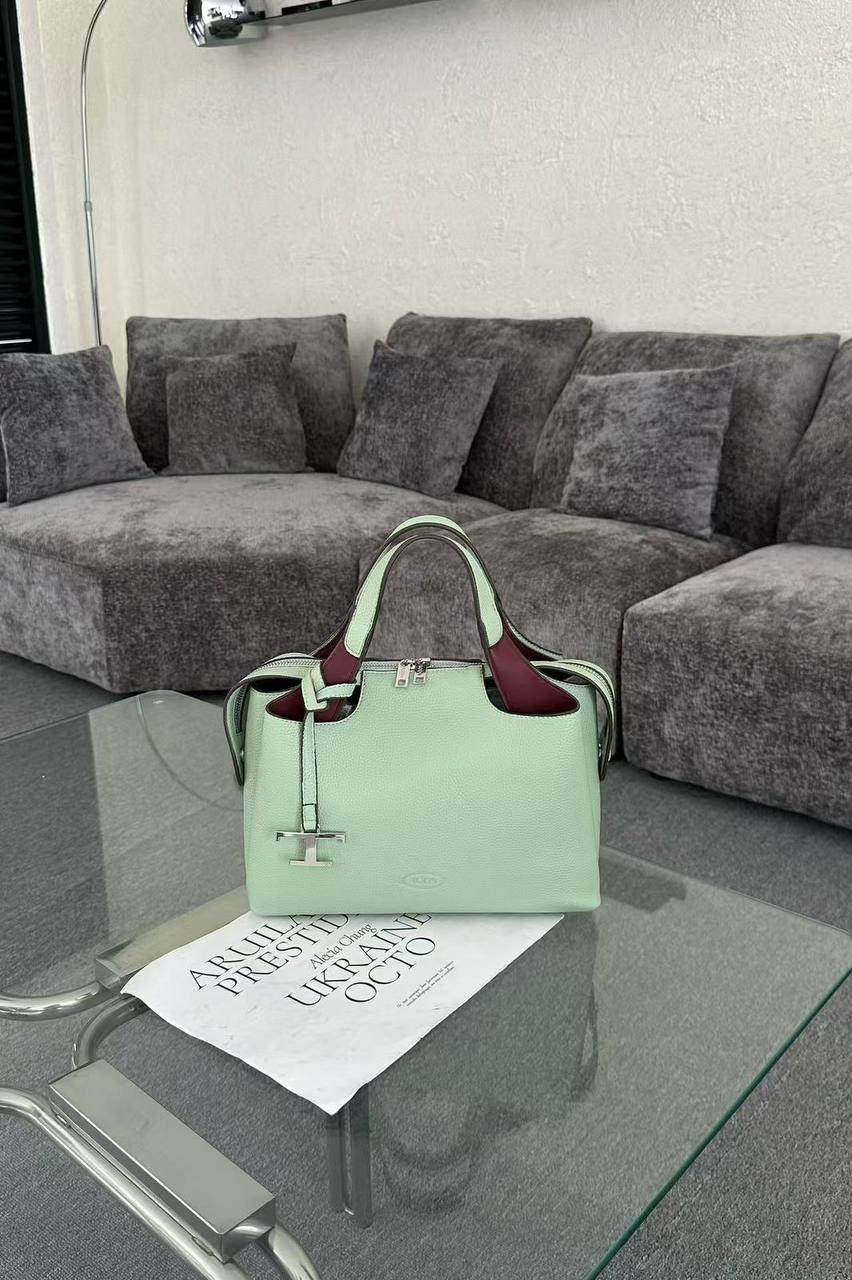 TODS
110 dhs✅

Zain143
♥️♥️♥️