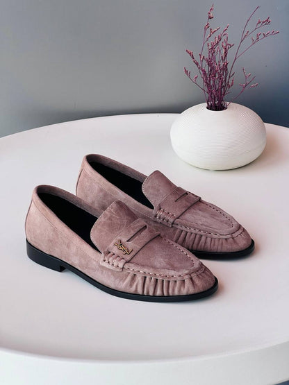 YSL 💛🤎🖤
Size 36-41
_Super master high quality_🪡
450 dhs✅

Zain176
♥️♥️♥️