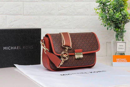 MK 
 GOOD QUALITY
85 dhs✅

Zain39
♥️♥️♥️