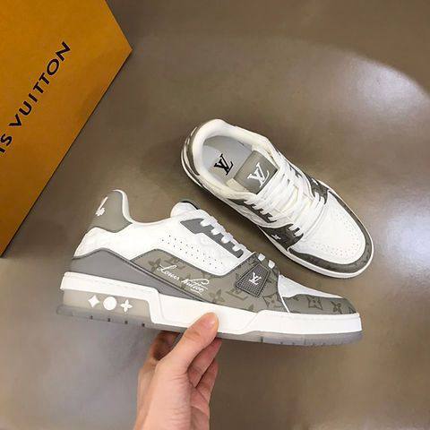 170LV
High Quality
170 dhs✅
Size 39 to 45 

Zain183
♥️♥️♥️
