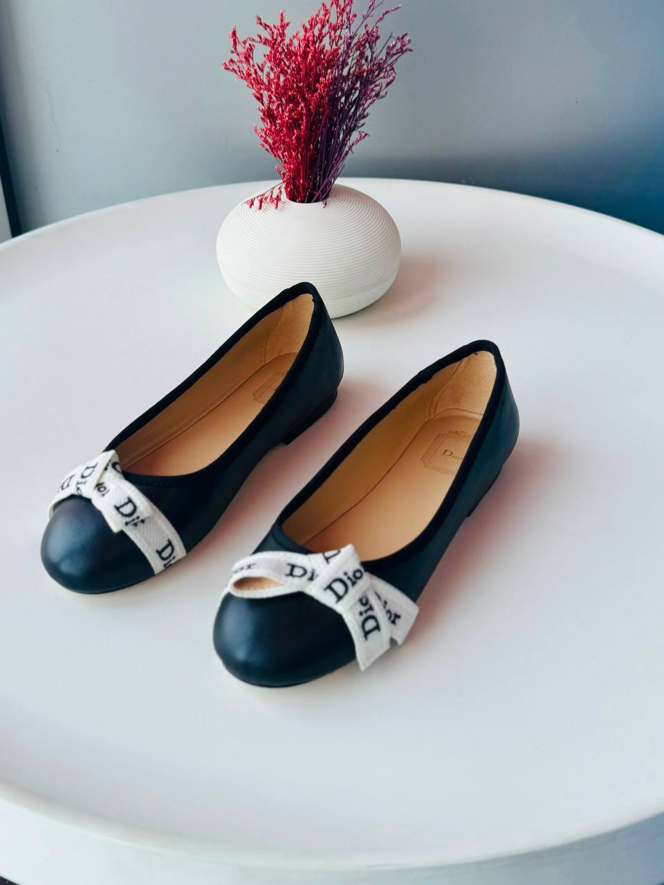 DIOR 
*36-41*
_Super master high quality_🪡
450 dhs✅

Zain176
♥️♥️♥️