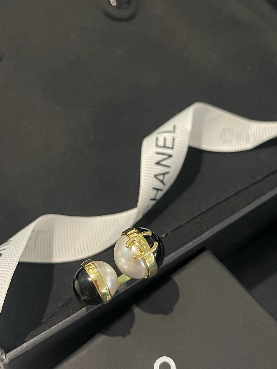 Chanel ring 
Adjustable 
Master quality 

*50* AED normal box 📦

Zain48
♥️♥️♥️