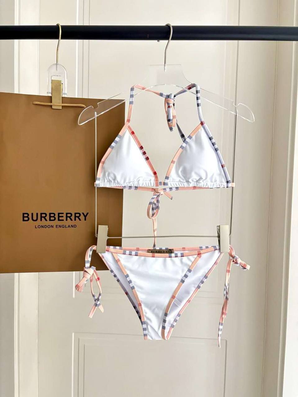BURBERRY

*Super Master quality*
*Sizes:S M L XL*

280 dhs✅

Zain308
♥️♥️♥️